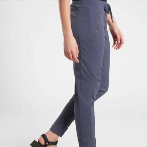 Athleta Trekkie North Jogger size 26 - Picture 2 of 6